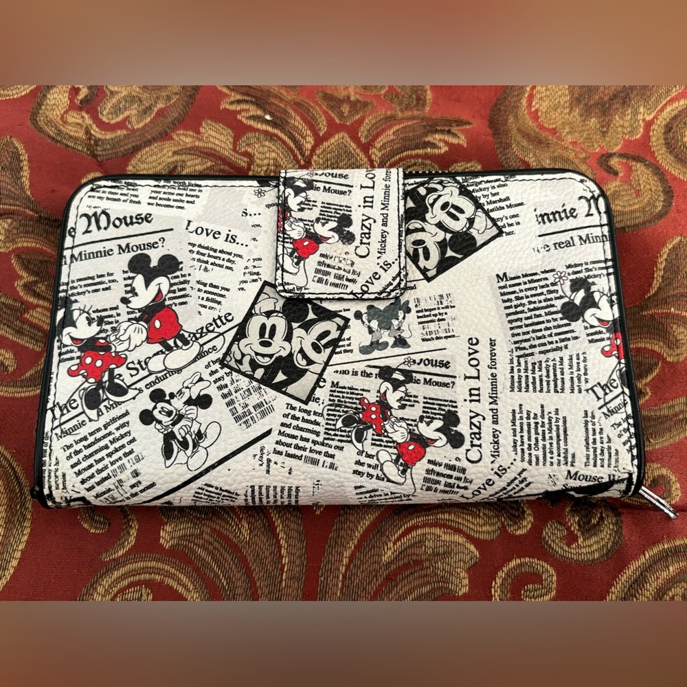 Official Disney wallet.